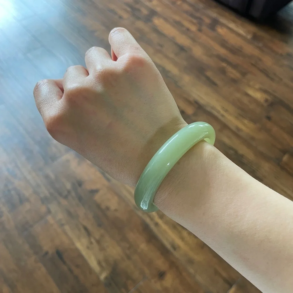Natural Hetian Yellow Jade Bangle – With Water Lines | No Cracks | Certified